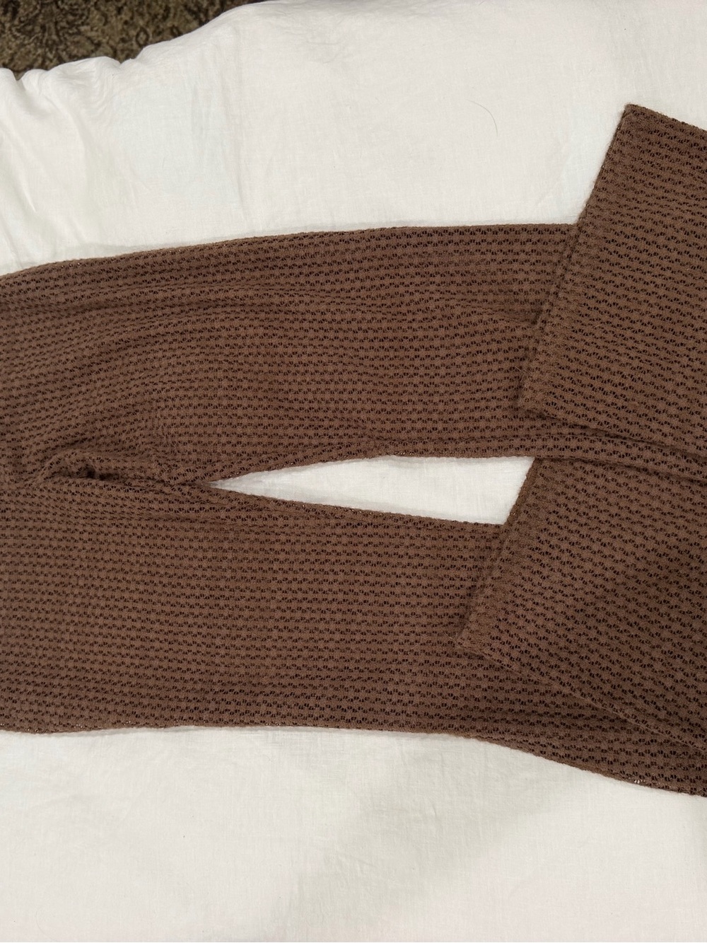 Lioness Knit Matching Set - Picture 6 of 6